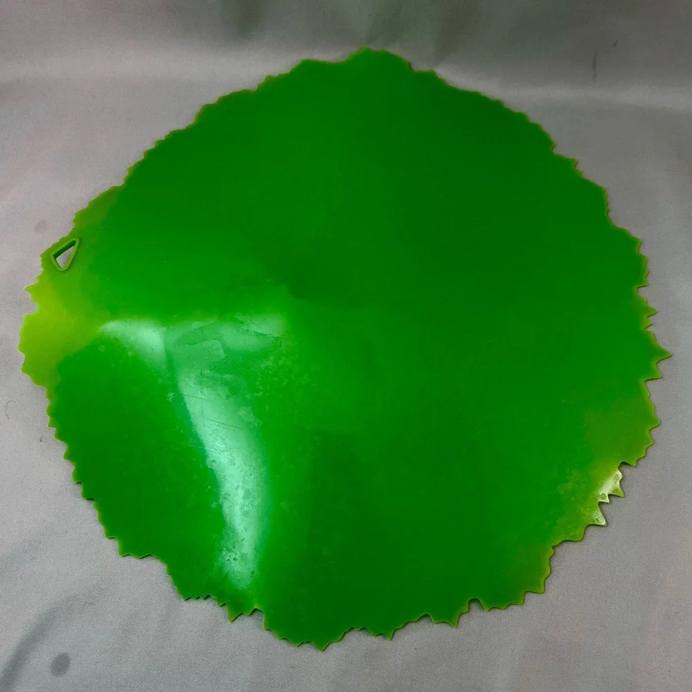 Charles Viancin Grape Leaf Silicone Lid Large 11in Green Excellent Condition